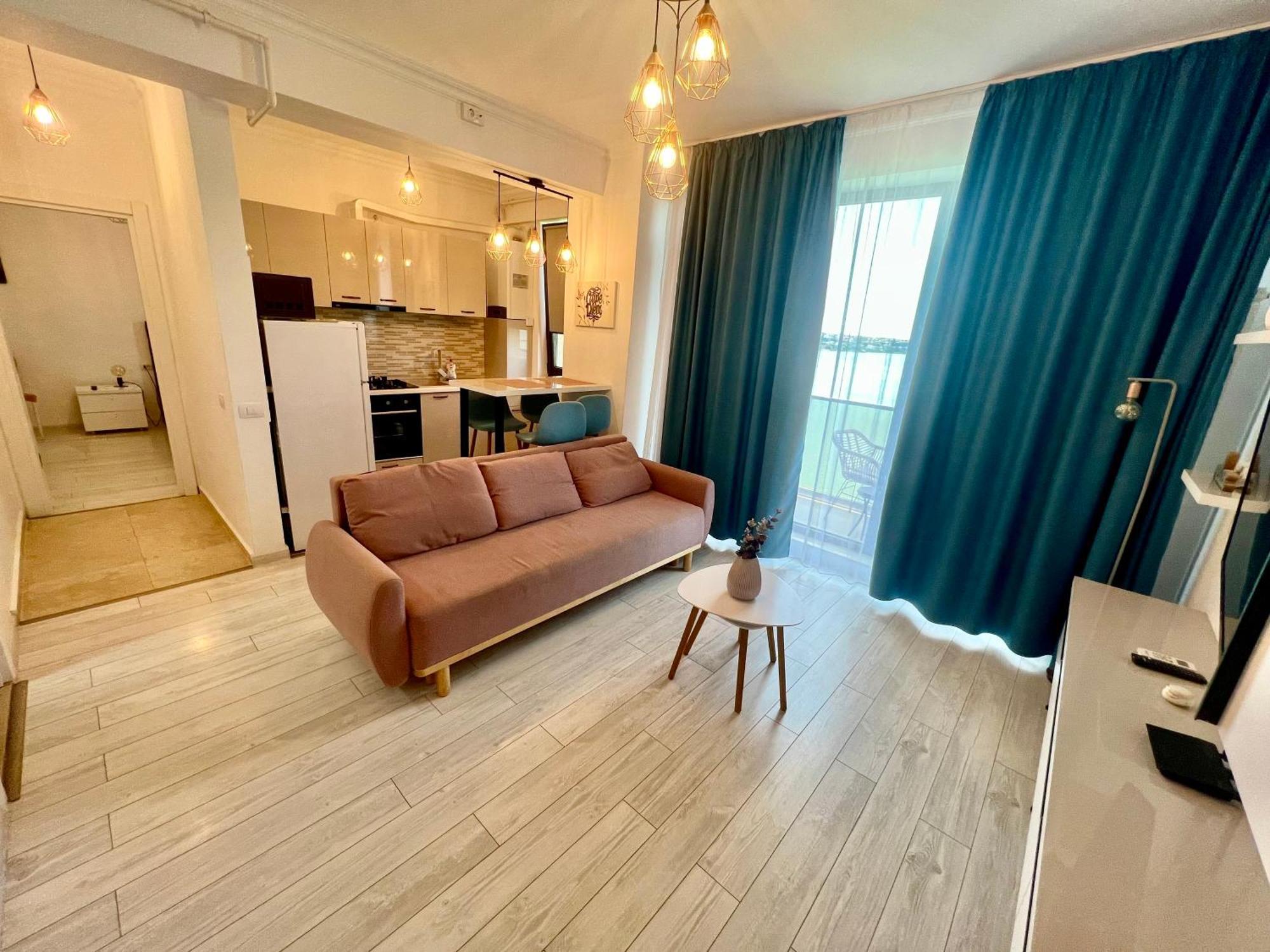 Solid Residence Mamaia Luaran gambar