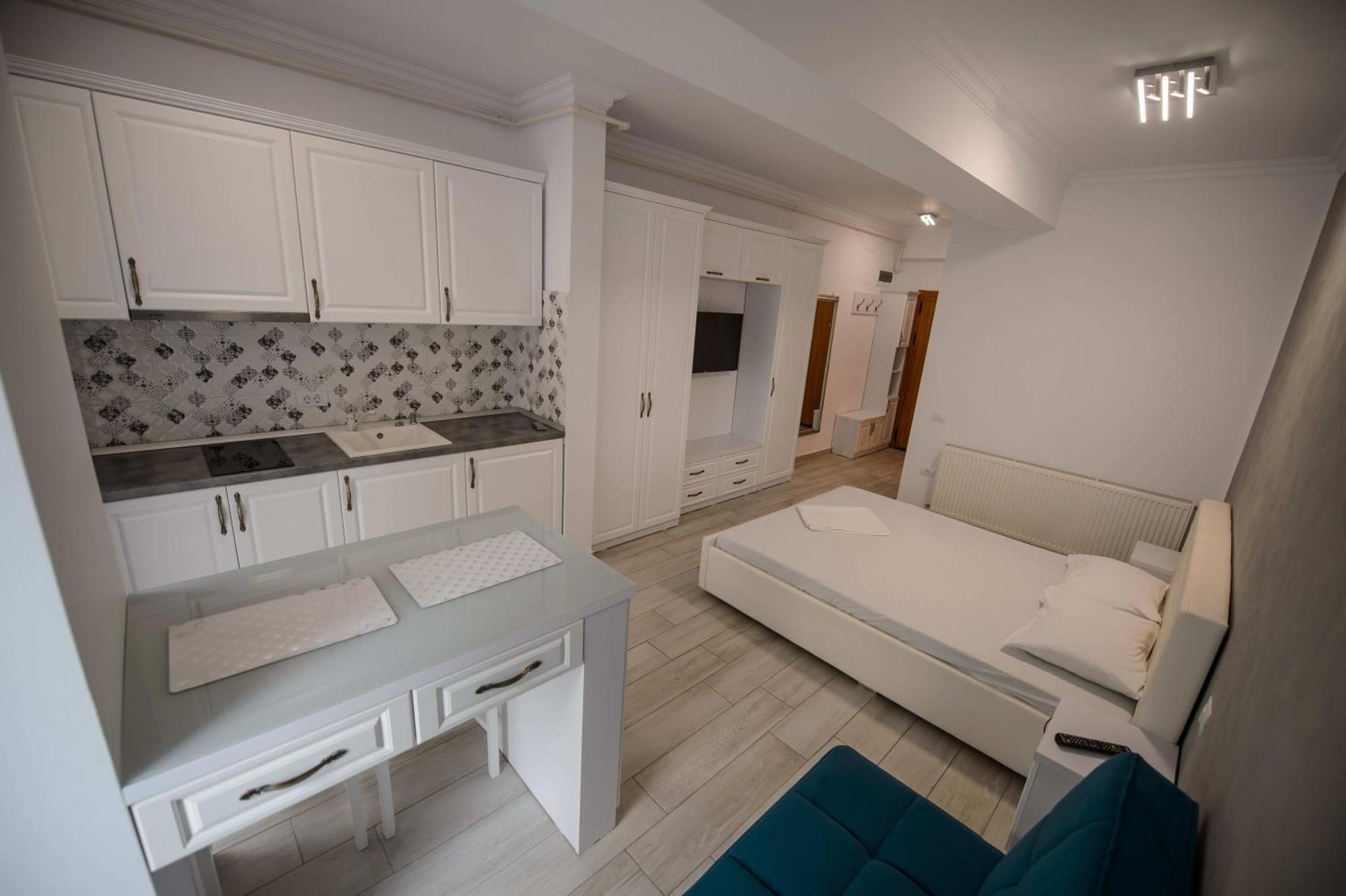 Solid Residence Mamaia Luaran gambar